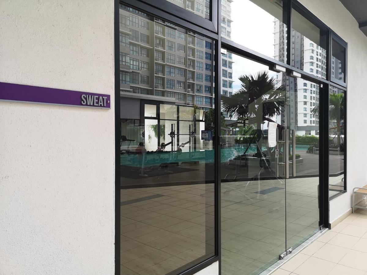 Aiyu Homestay, Conezion, Ioi Resort Putrajaya Exterior foto